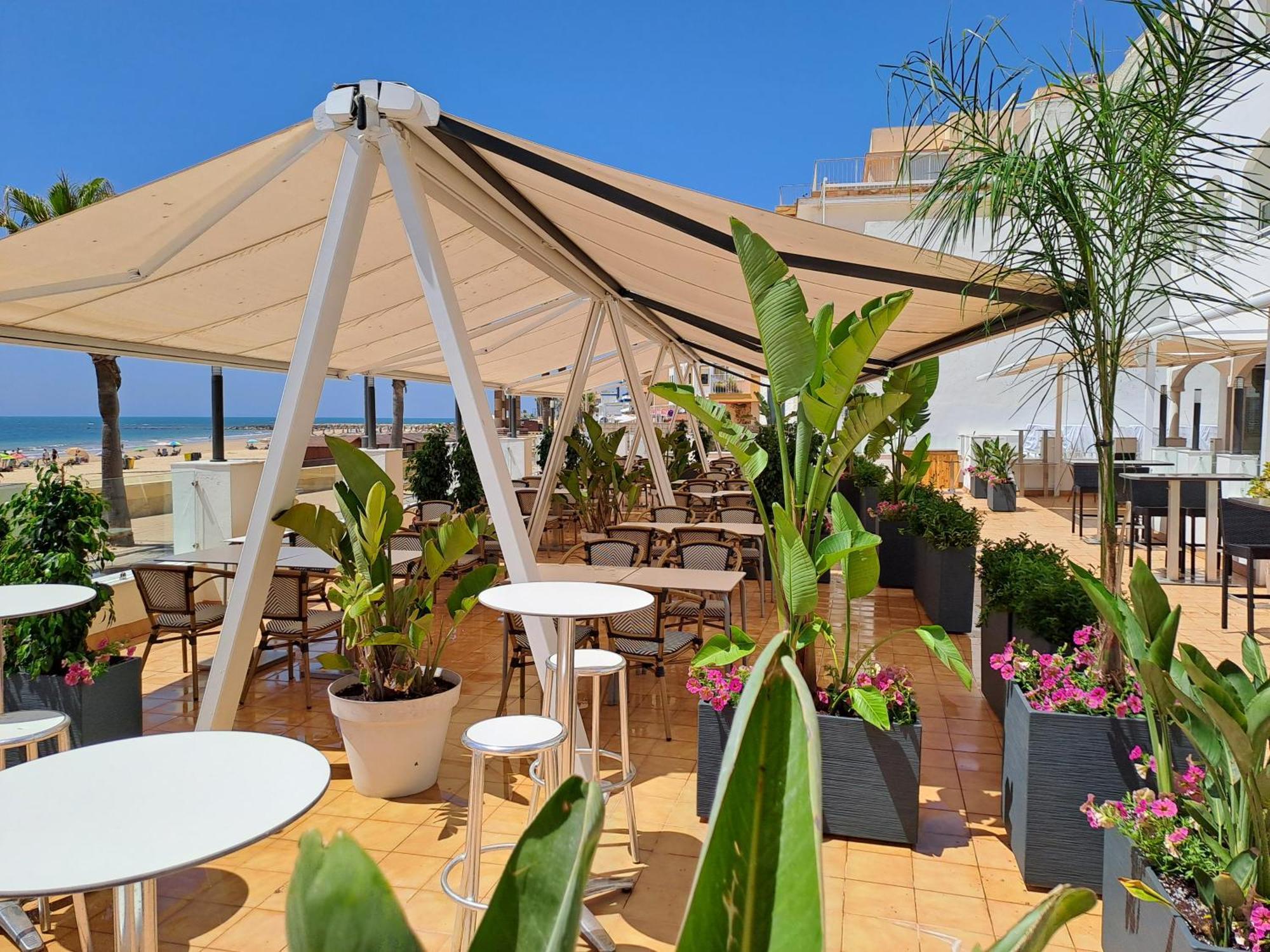 Hotel Vertice Chipiona Mar Exterior photo